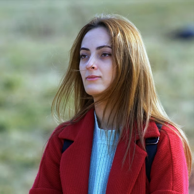 Amanda, Amari Method client — young professional back pain relief